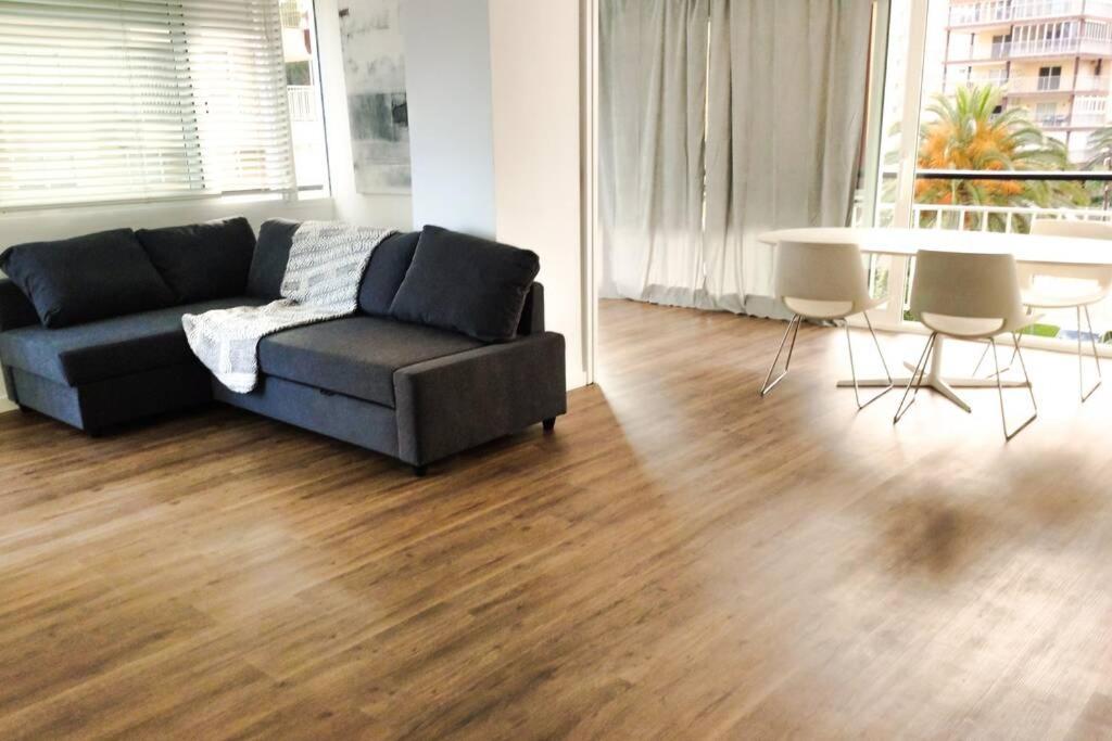 Apartamento Recien Reformado En Primera Linea Con Vistas A La Playa De La Almadraba Benicàssim Exteriör bild